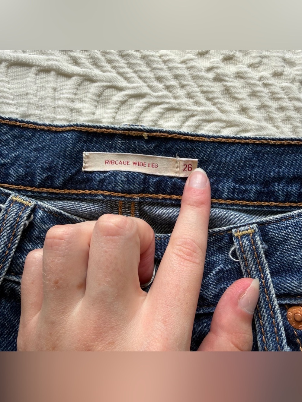 Levi’s Ribcage Wide Leg Jeans - Picture 7 of 12